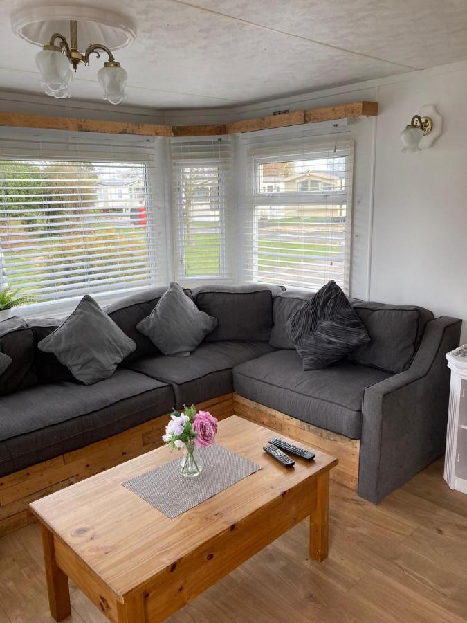 Rustic Retreat On Southview Skegness Villa Bagian luar foto
